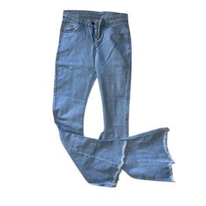 Women's Blue Jeans